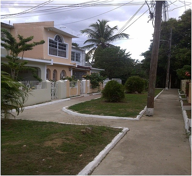 Townhouse For Sale in Ensom Acres, St. Catherine, Jamaica PropertyAds