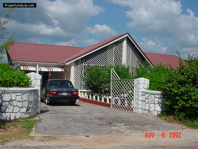 house-for-sale-in-st-elizabeth-st-elizabeth-jamaica-propertyads