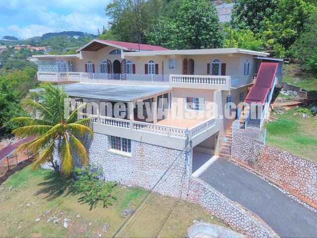 House For Sale in GOLDEN ACRES, Kingston / St. Andrew Jamaica ...