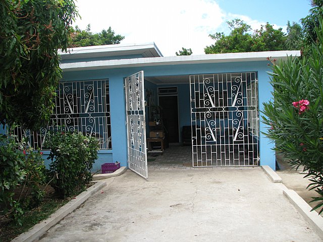 House For Sale In Vineyard Town Kingston St Andrew Jamaica 