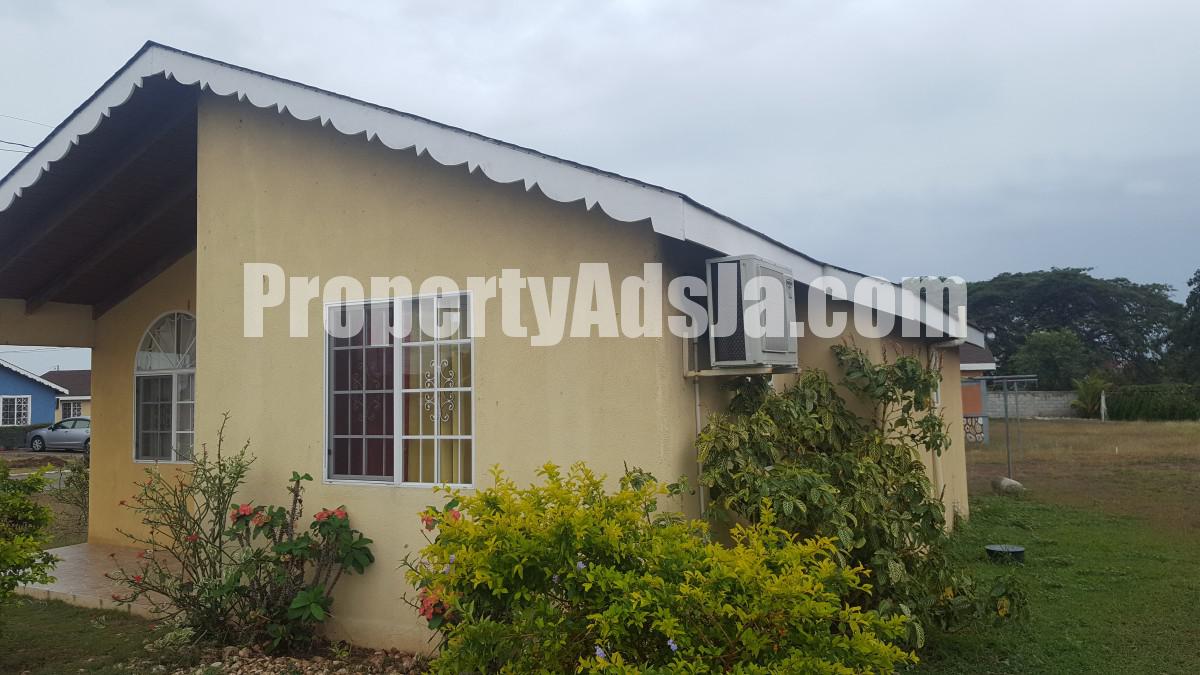 House For Rent In St Catherine, St. Catherine Jamaica 