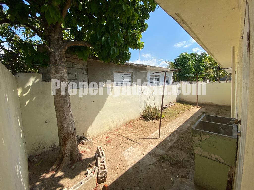 House For Sale in West Cumberland, St. Catherine Jamaica ...