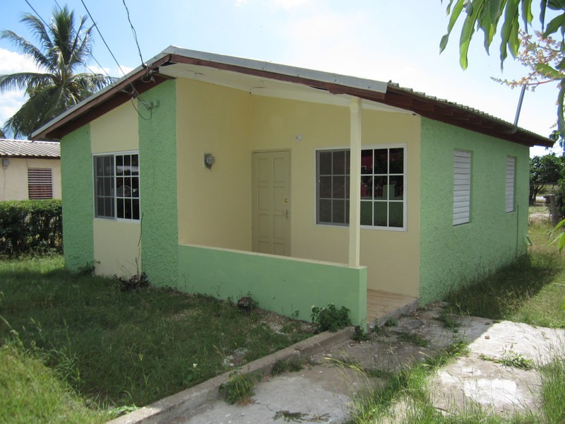 House For Sale in Gutters Bushy Park, St. Catherine Jamaica