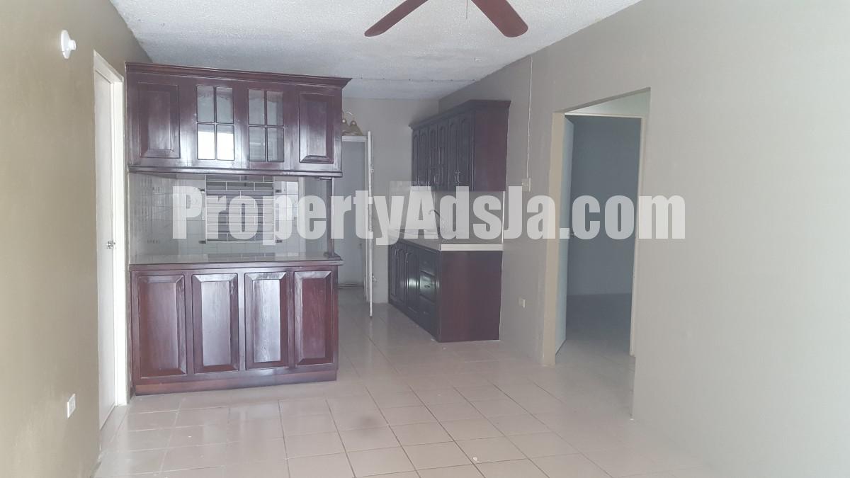 House For Rent in Eltham View Spanish Town, St. Catherine Jamaica