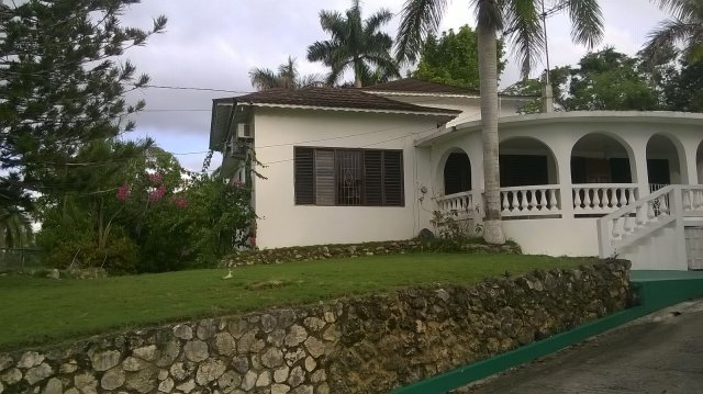 House For Sale in Pimento Hill, St. James Jamaica | PropertyAdsJa.com