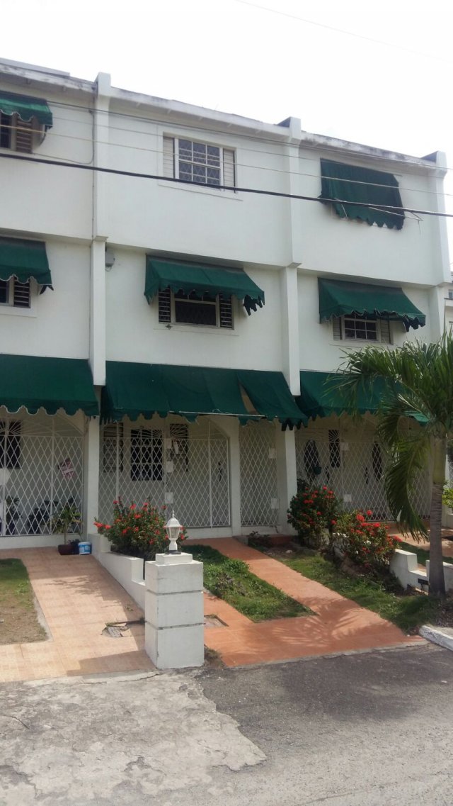 Townhouse For Rent in LaVentura, Kingston / St. Andrew Jamaica ...