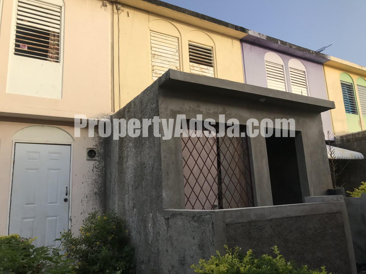 House For Sale in Spanish Town Ensom City, St. Catherine Jamaica