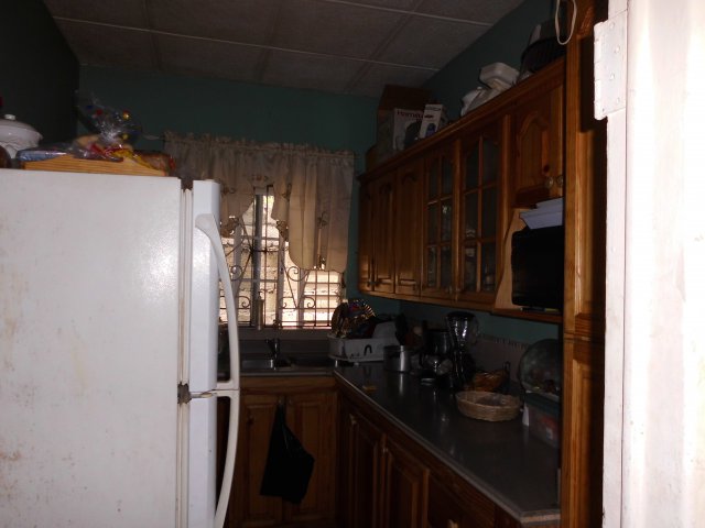 House For Sale in Three Oaks Gardens, Kingston / St. Andrew Jamaica ...