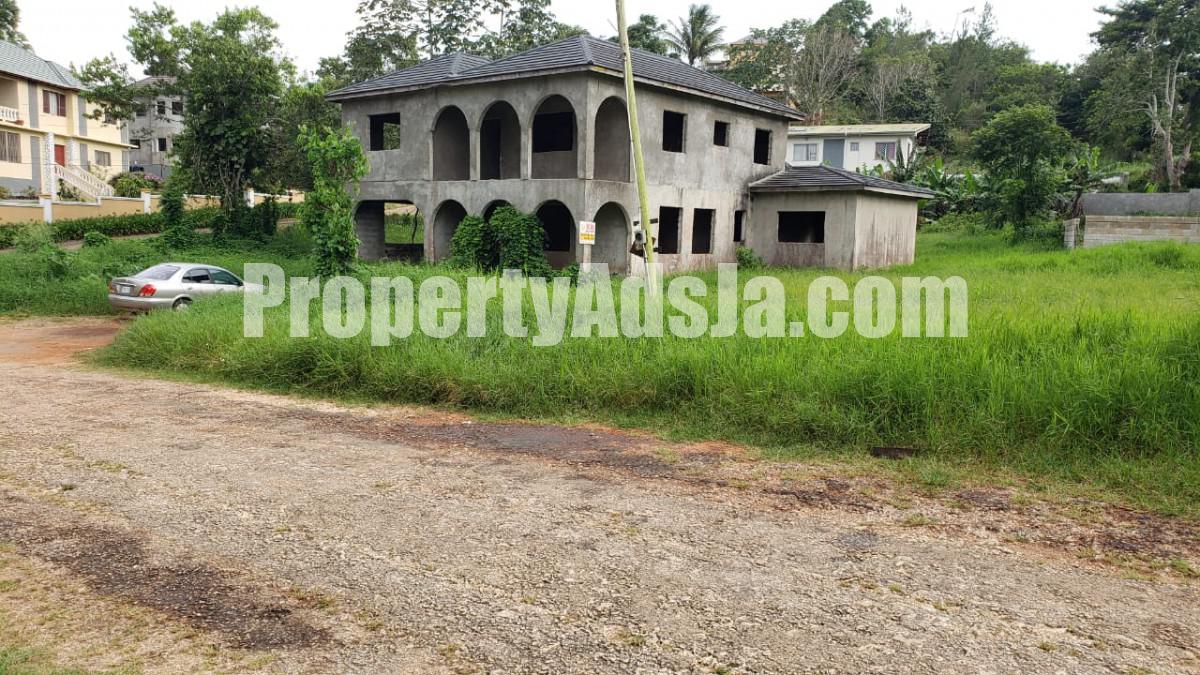 House For Sale in Perthland Road Mandeville, Manchester Jamaica