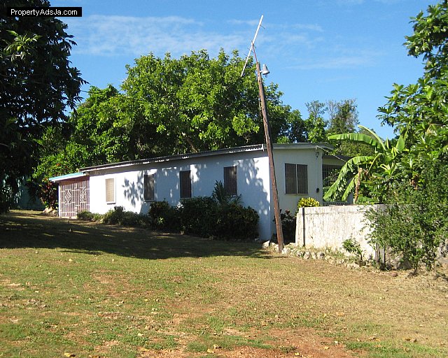 House For Sale in Falmouth, Trelawny Jamaica | PropertyAdsJa.com