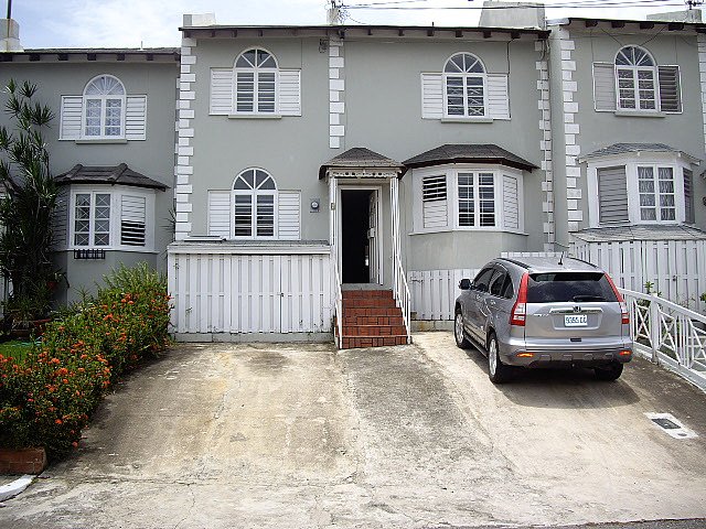 Townhouse For Sale in Norbrook Kingston 8, Kingston / St. Andrew Jamaica  PropertyAdsJa.com