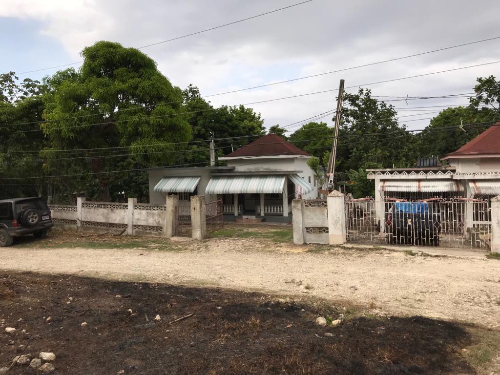 House For Sale in Lucea, Hanover Jamaica