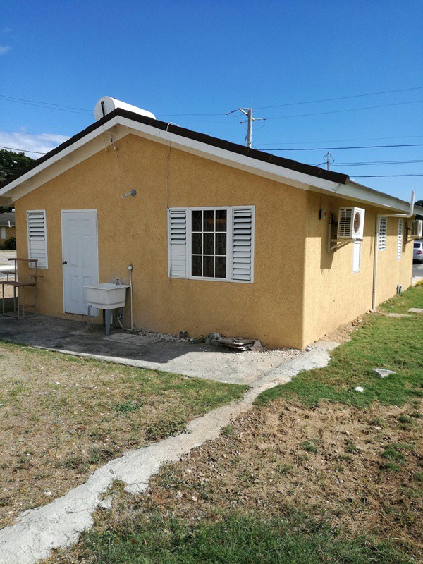 House For Sale in Portmore UNDER CONTRACT, St. Catherine Jamaica