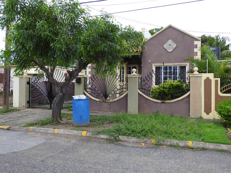 House For Sale in Portmore, St. Catherine Jamaica