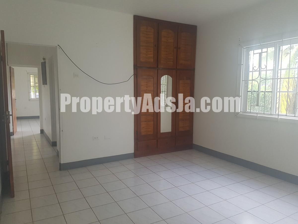 House For Rent in Santa Cruz St Elizabeth St. Elizabeth Jamaica