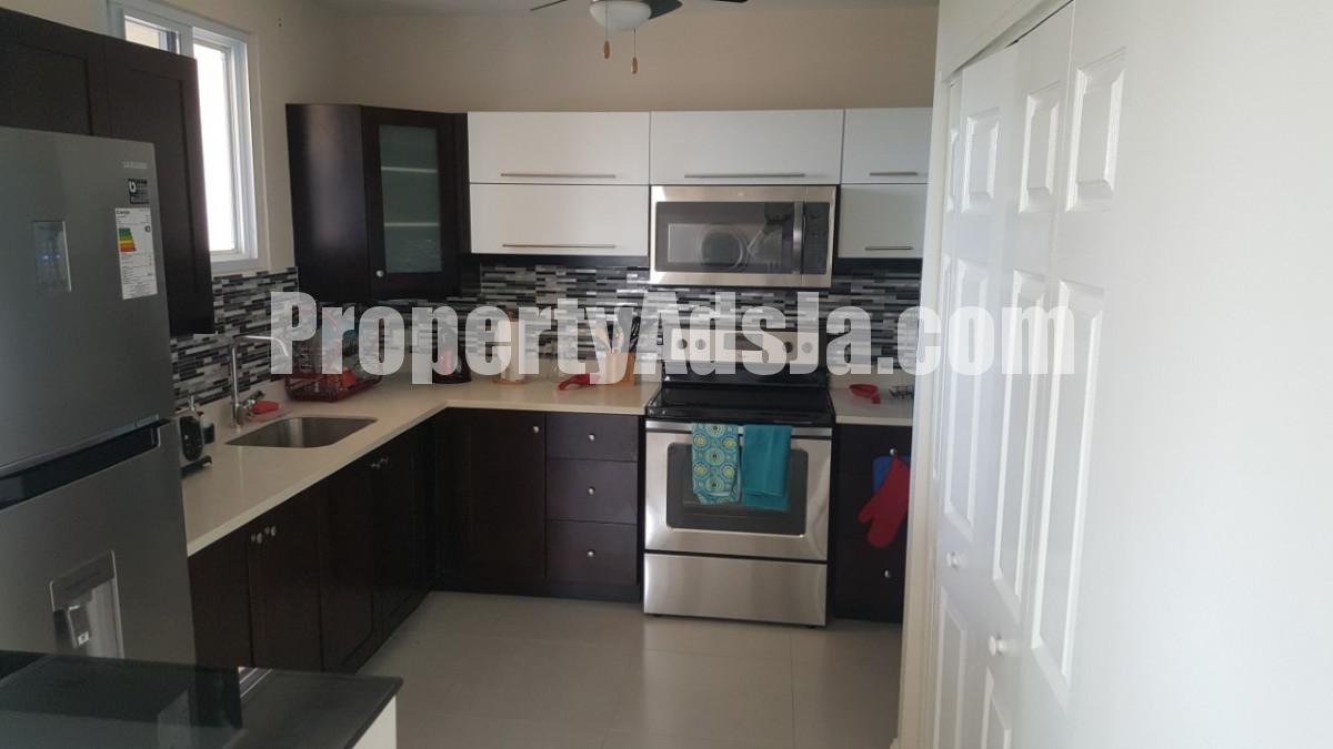 Apartment For Rent in Mayfair Red Hills, Kingston / St. Andrew Jamaica