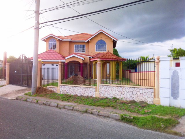 House For Sale in Sydenham Villas, St. Catherine Jamaica ...