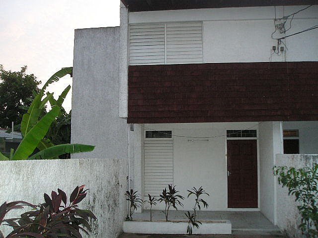 townhouse-for-sale-in-queensbury-kingston-st-andrew-jamaica