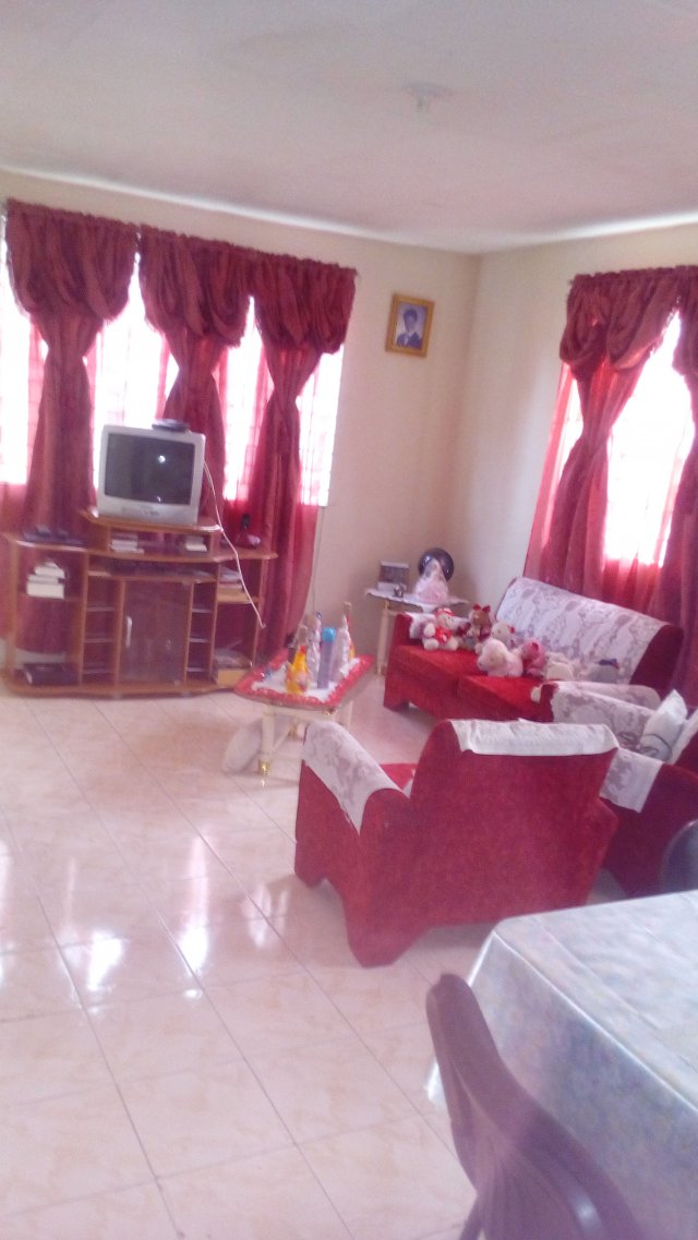 House For Sale in Pembroke Hall, Kingston / St. Andrew Jamaica