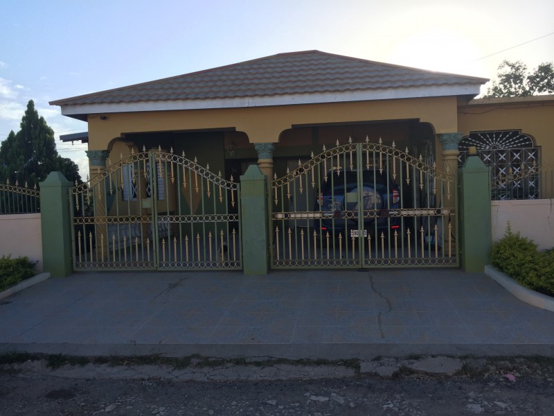 House For Sale in Willowdene, St. Catherine Jamaica