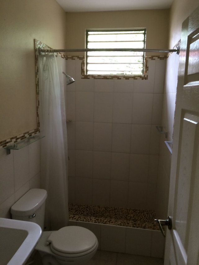 House For Rent in BARBICAN SOVEREIGN SHOPPING CENTRE 