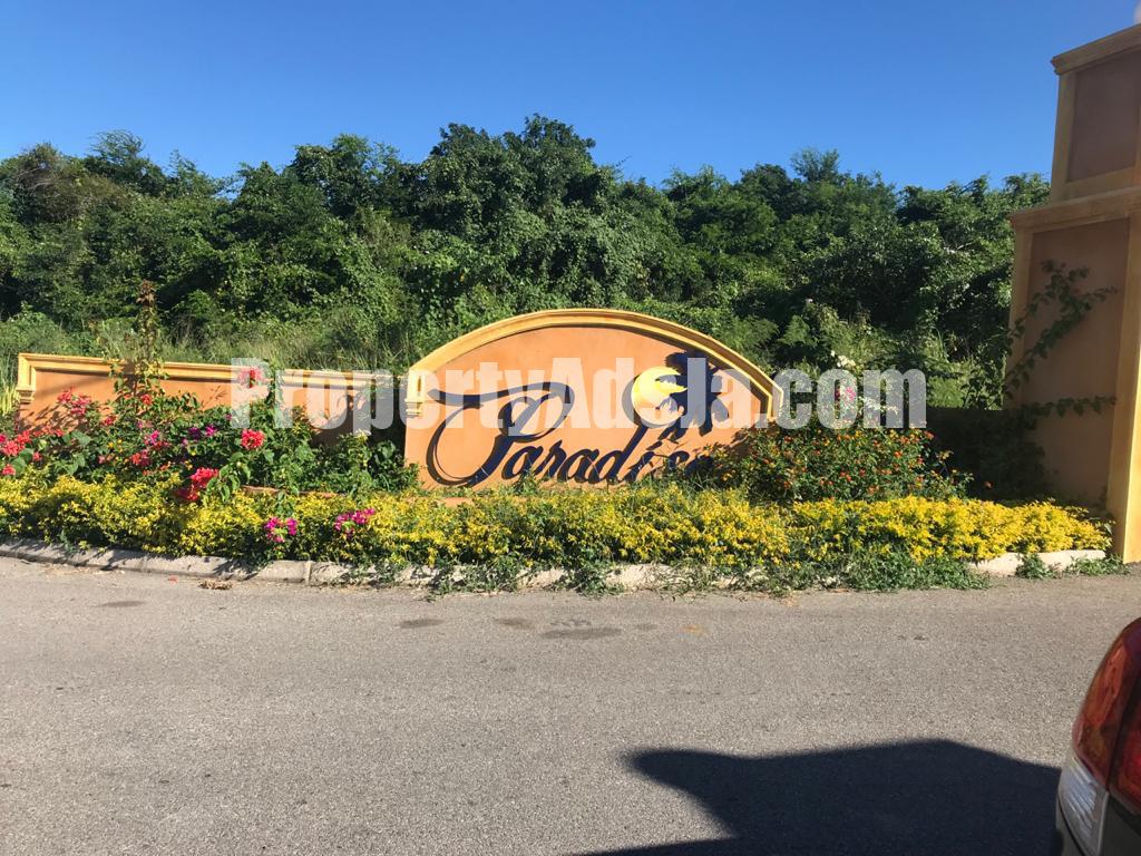 Apartment For Sale in Real Estate, Kingston / St. Andrew Jamaica