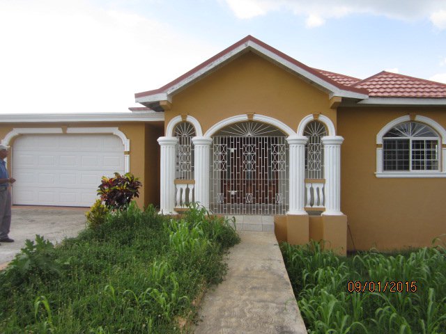 House For Rent in santa Cruz, St. Elizabeth Jamaica | PropertyAdsJa.com