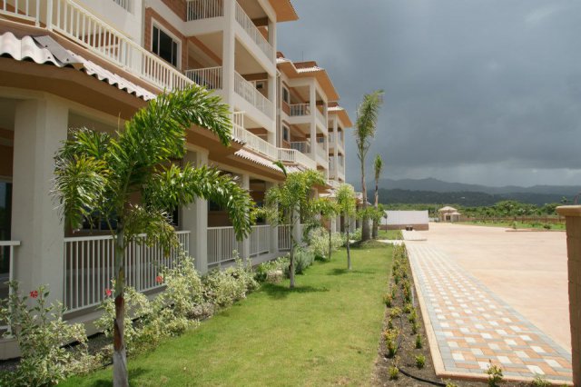 Apartment For Rent in Drax Hall, St. Ann Jamaica | PropertyAdsJa.com