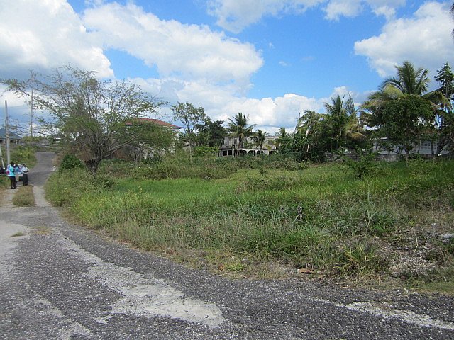 Residential lot For Sale in Santa Cruz, St. Elizabeth Jamaica ...