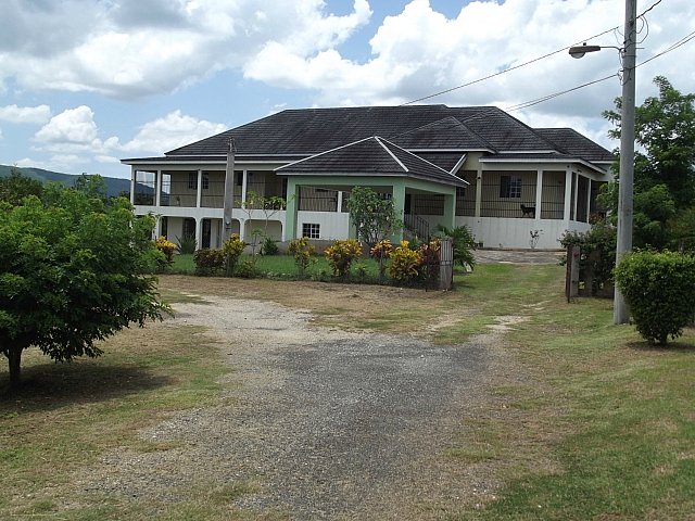 House For Sale in Banbury, St. Catherine Jamaica | PropertyAdsJa.com