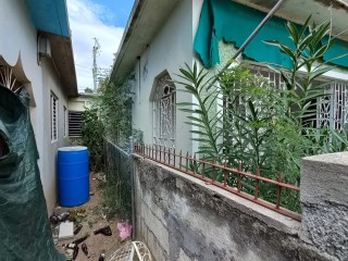 House For Sale in West Kensington, St. Catherine Jamaica | [1]