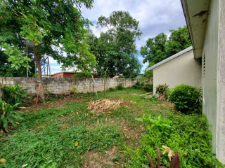 House For Sale in Ensom City, St. Catherine Jamaica | [3]