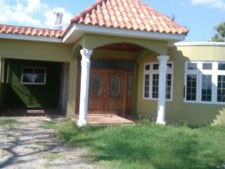 House For Rent in Vineyard Town, Kingston / St. Andrew Jamaica | [8]