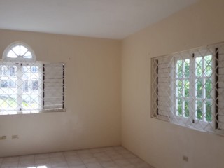 Apartment For Rent in BRANDON HILL, St. James Jamaica | [4]