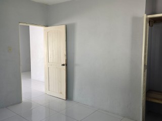 Flat For Rent in Red Hills Gardens, Kingston / St. Andrew Jamaica | [2]