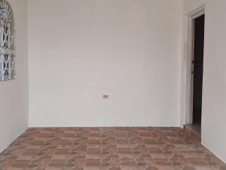 Flat For Rent in Clarendon, Clarendon Jamaica | [3]