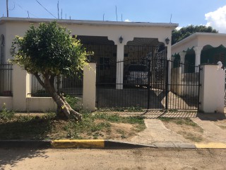 House For Sale in Greater Portmore, Kingston / St. Andrew Jamaica | [4]