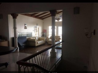 House For Sale in Coopers Hill, Kingston / St. Andrew Jamaica | [2]