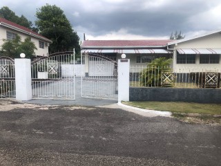 House For Sale in Mandeville, Manchester Jamaica | [6]