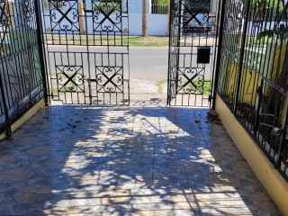 House For Sale in Bridgeport Portmore, St. Catherine Jamaica | [10]