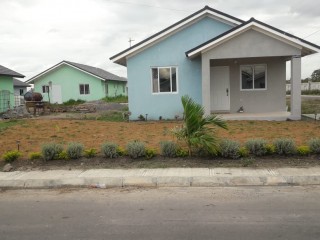 2 bed House For Rent in Innswood, St. Catherine, Jamaica