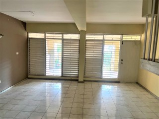 Townhouse For Rent in WATERWORKS, Kingston / St. Andrew Jamaica | [6]