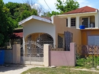 4 bed House For Sale in Greater Portmore, St. Catherine, Jamaica