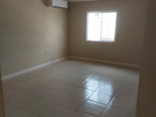 Townhouse For Rent in Off Mannings Hill Rd, Kingston / St. Andrew Jamaica | [4]