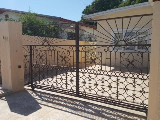 House For Rent in Kingston 20, Kingston / St. Andrew Jamaica | [3]