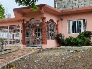 House For Sale in SYDENHAM COTTAGE, St. Catherine Jamaica | [14]