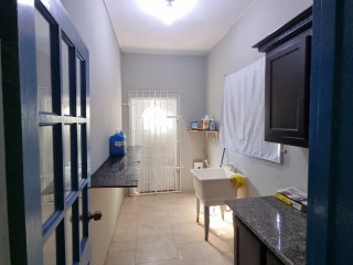 House For Sale in Woodlawn Road, Manchester Jamaica | [2]