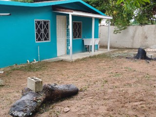 House For Rent in Ebony Vale, St. Catherine Jamaica | [10]