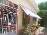 House For Sale in Duhaney Park UNDER OFFER, Kingston / St. Andrew Jamaica | [2]