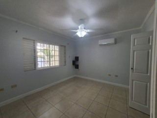 Apartment For Rent in Liguanea, Kingston / St. Andrew Jamaica | [3]